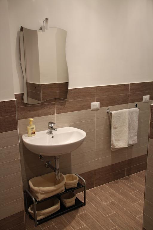 Sant'Antonino Apartment Florenz Zimmer foto